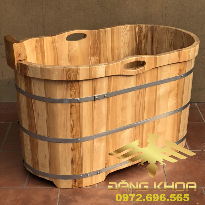 Bồn tắm gỗ thông